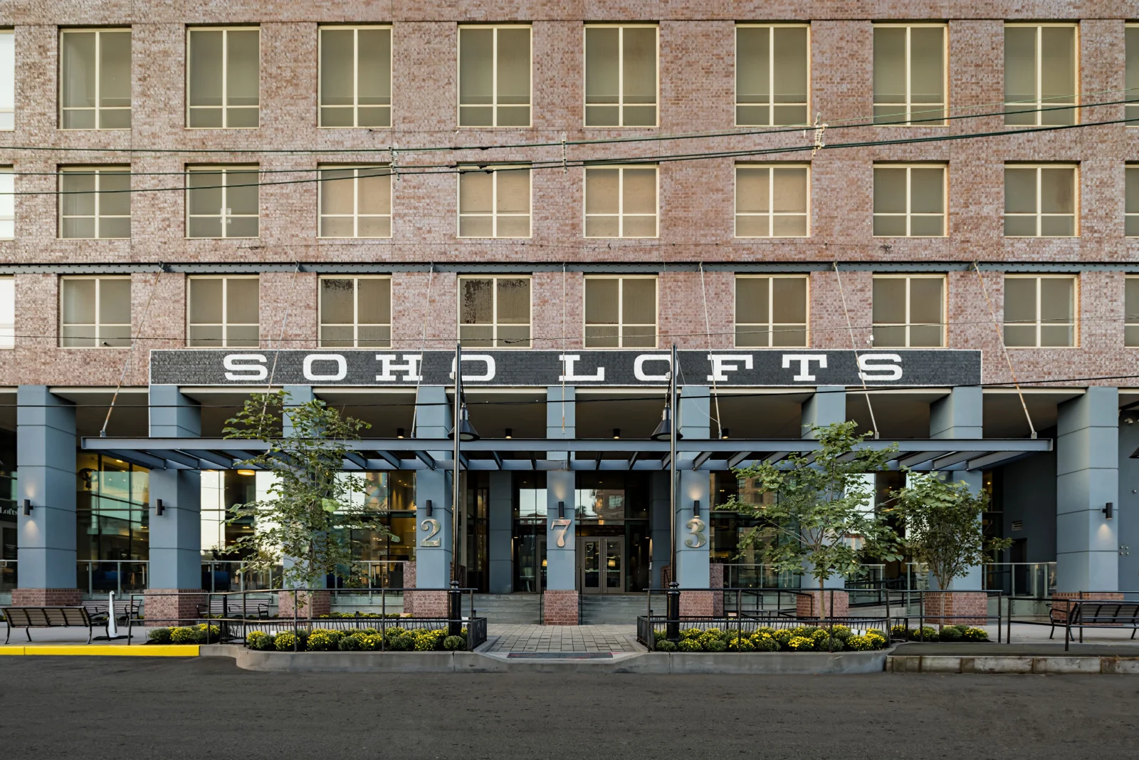 Soho Lofts: Exterior