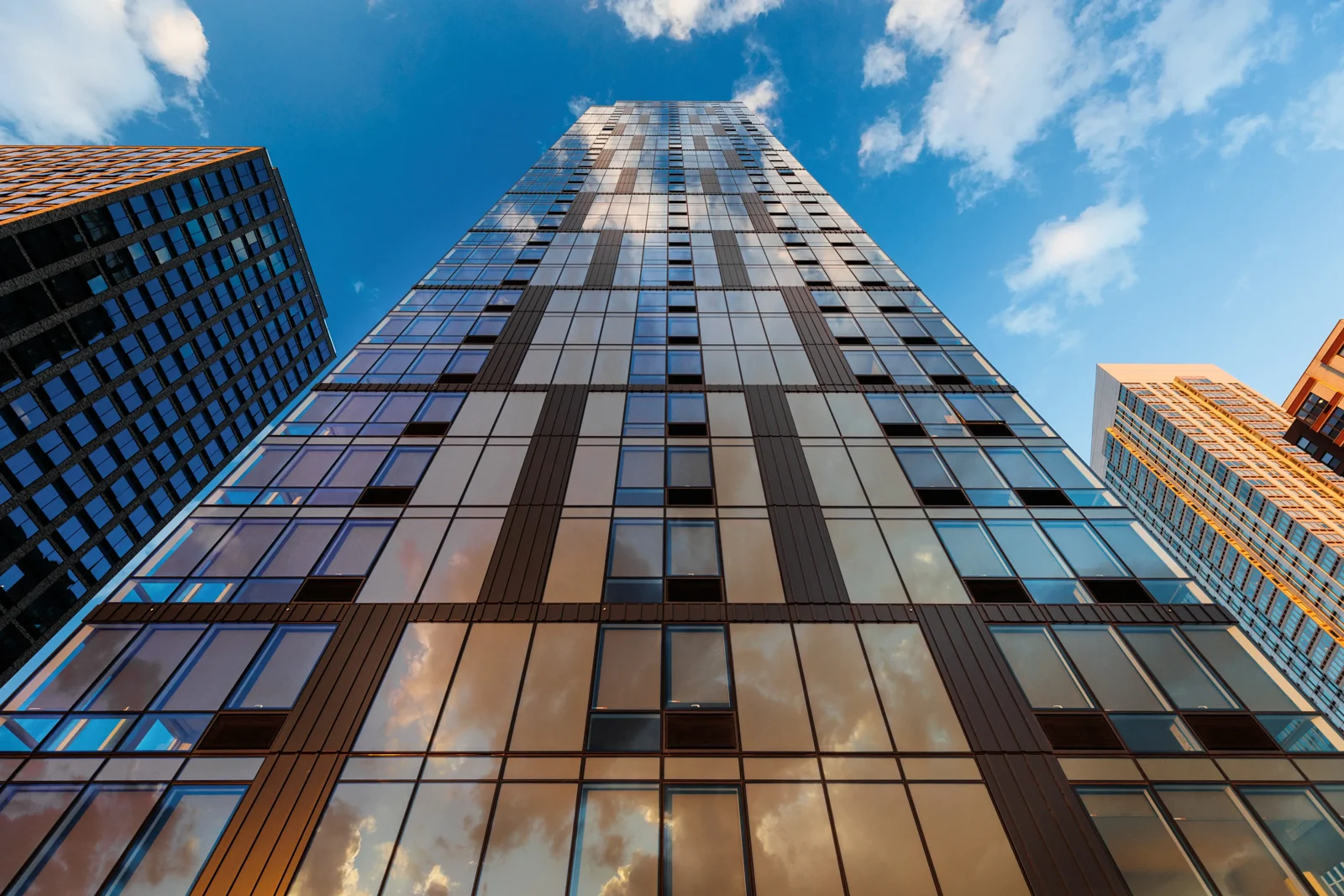 The Hendrix: Exterior