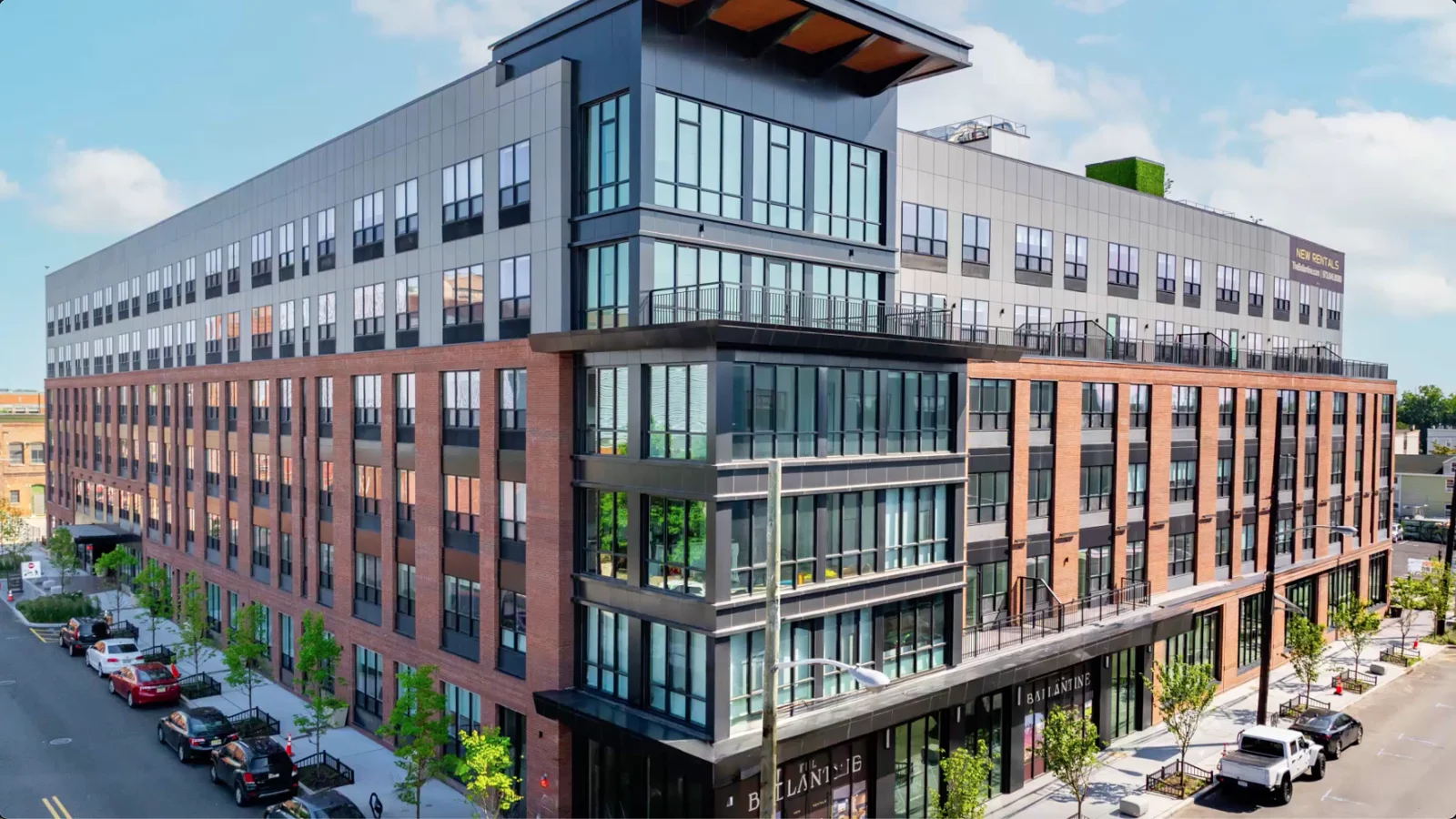 The Ballantine: Exterior, type unconfirmed