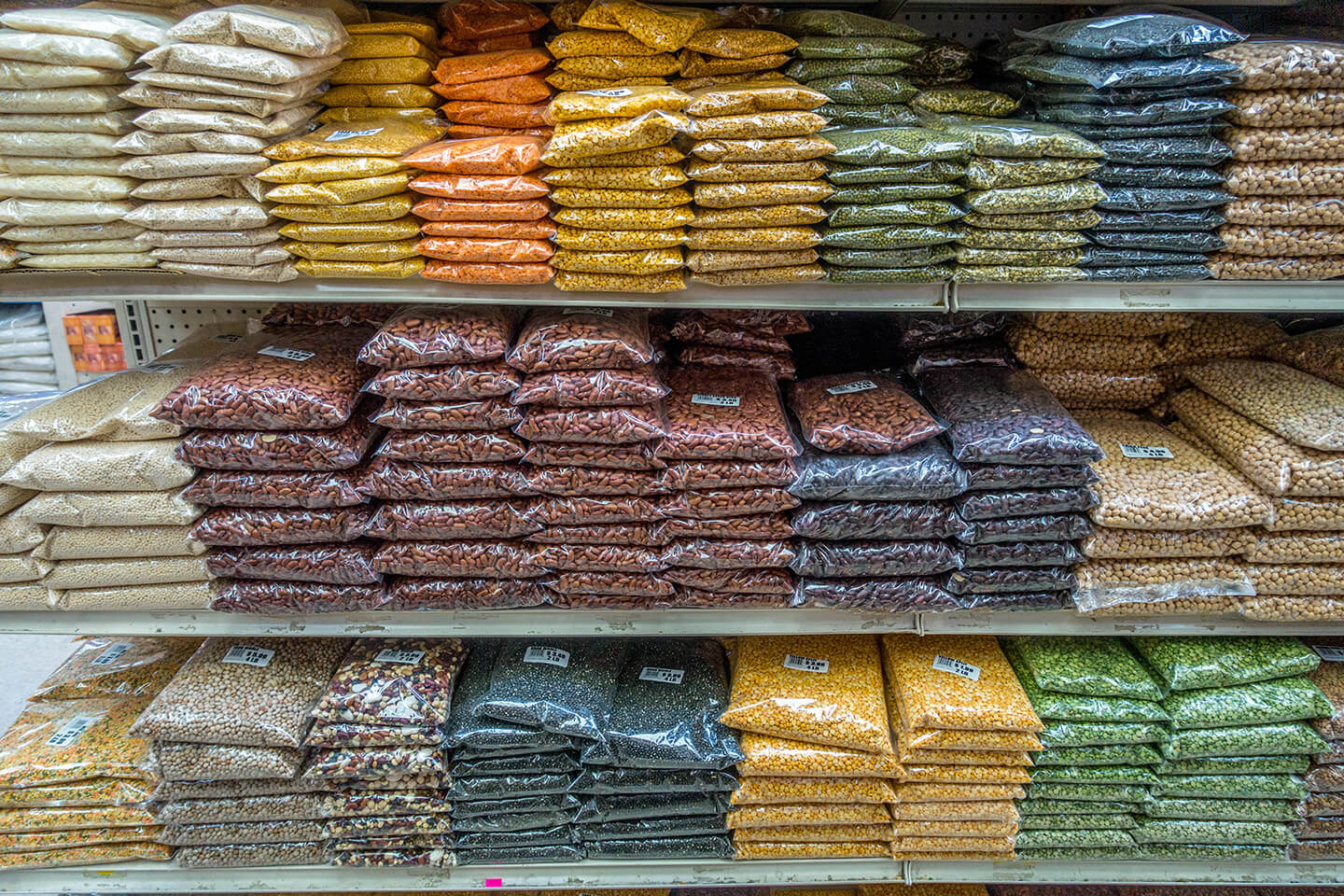 little-india-journal-square-jersey-city-lentils-at-indian-grocery