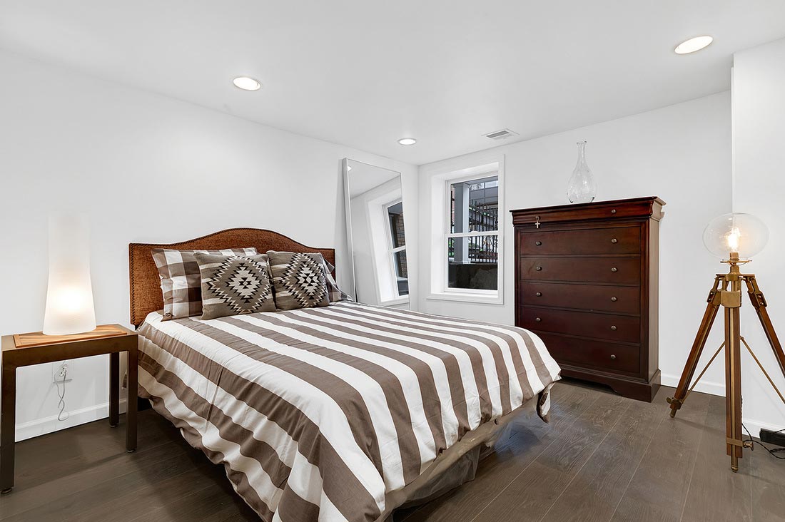 327 seventh street jersey city-townhouse for sale bedroom