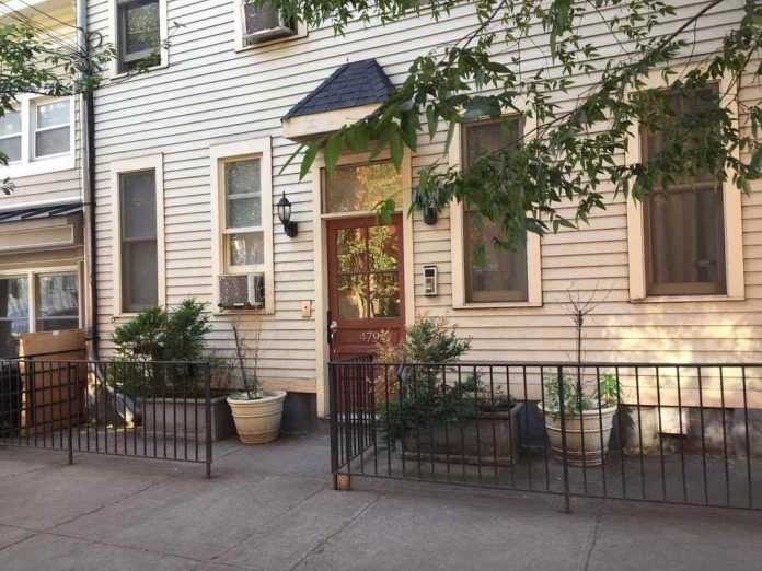 jersey city condo for sale 179 monmouth street apt 1L exterior