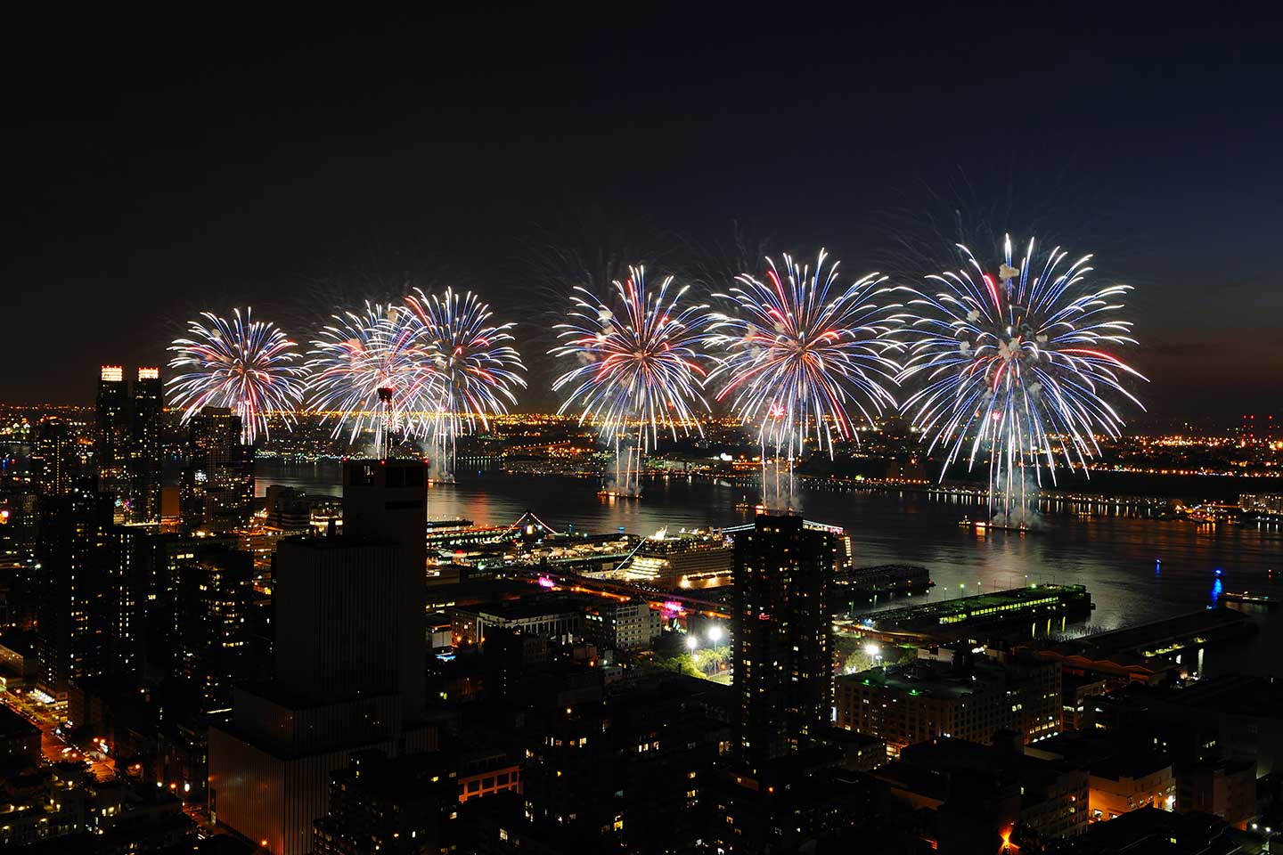 hillary clinton victory party fireworks hudson river 2016