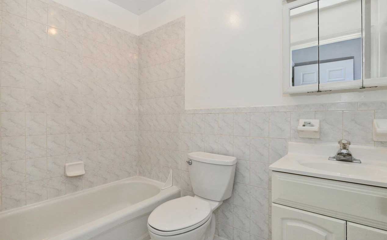 jersey city apartments for rent 76 clarke 2 bathroom