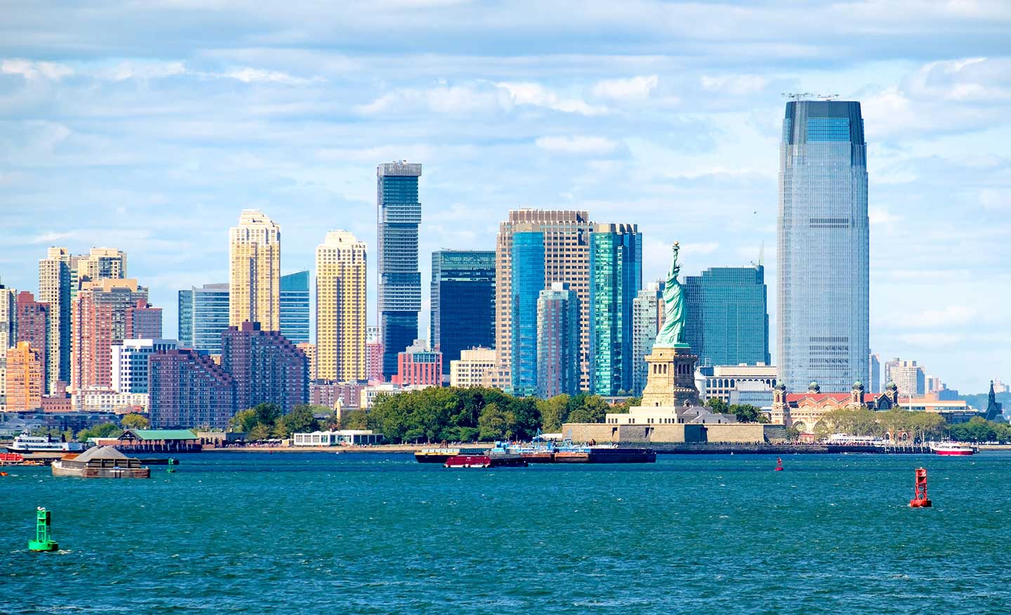 jersey city skyline statue of liberty