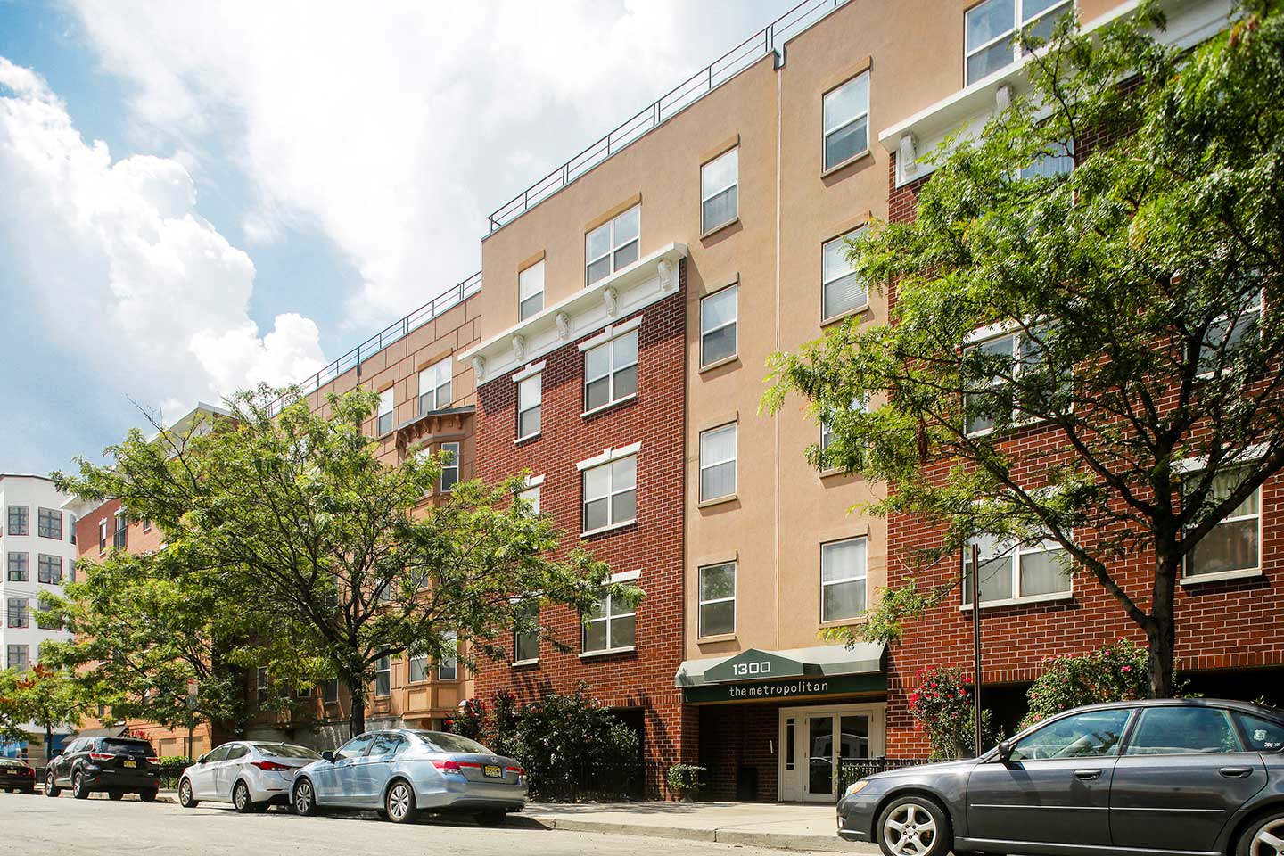 advance realty acquires the metropolitan 1300 clinton street hoboken