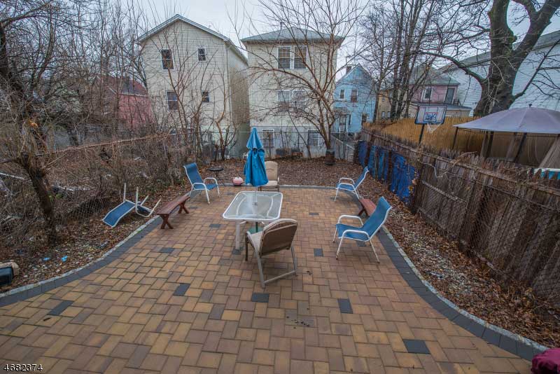 newark real estate for sale 335 S 19th St patio