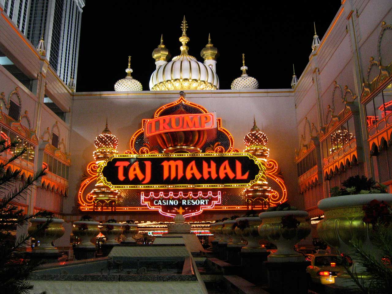 trump taj mahal hard rock casino atlantic city sale