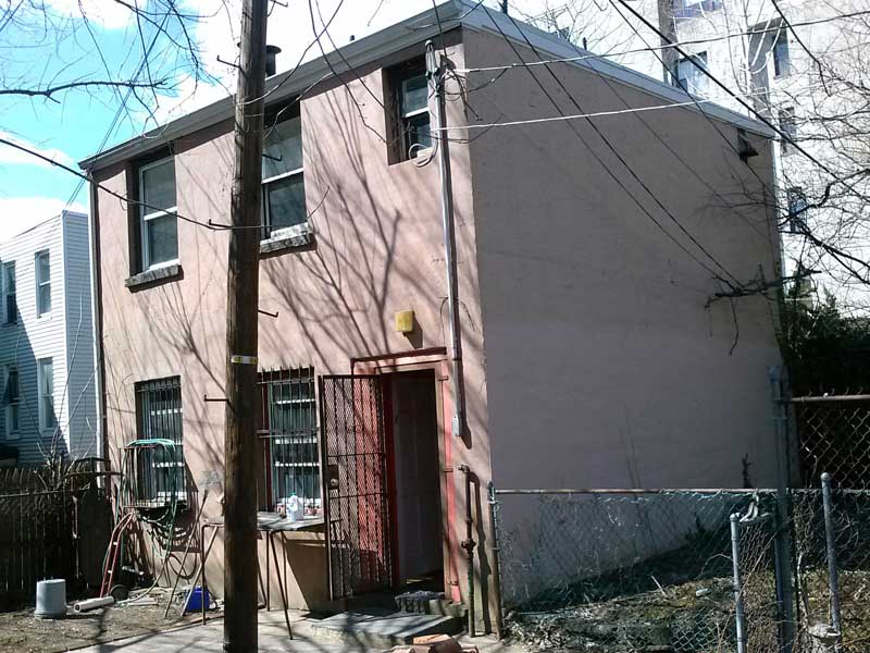carriage house renovation before