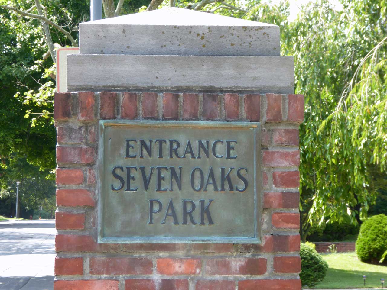 Orange Seven Oaks Park Entrance