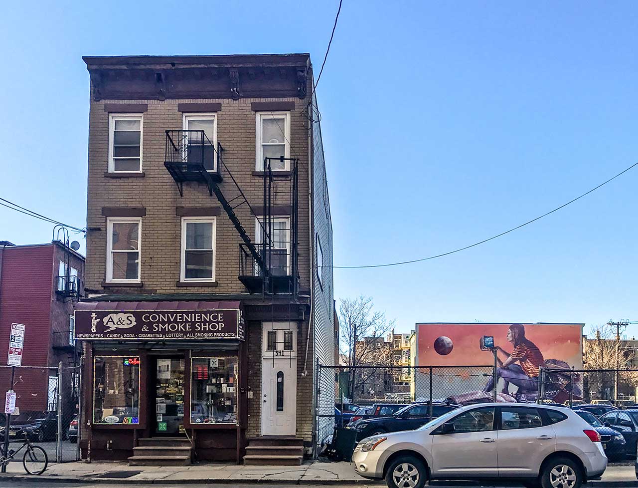 A S Smoke Shop Jersey City Closing