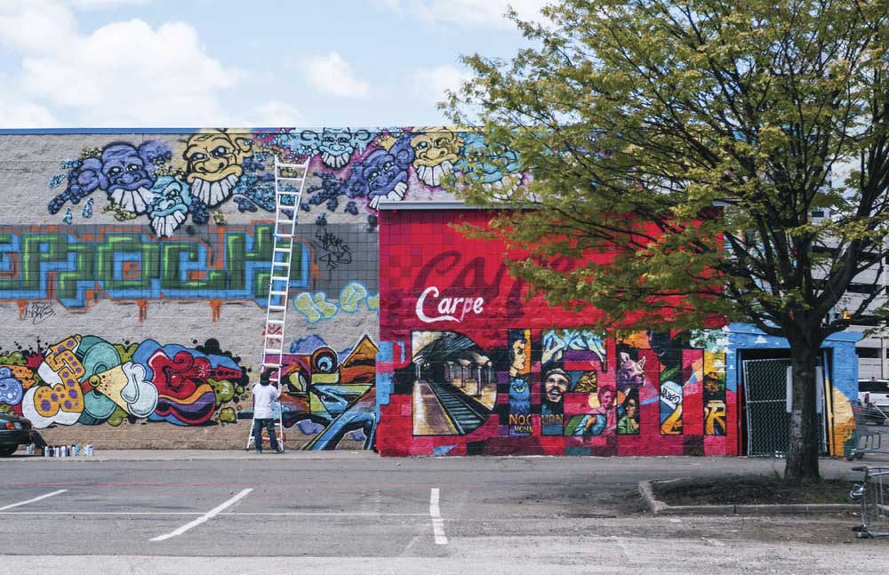 New jersey Nets: Brooklyn debuts 'graffiti' jersey at Practice in the Park  - NetsDaily