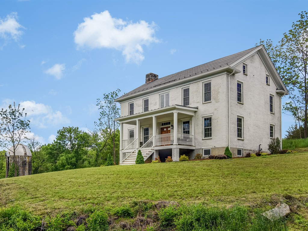 12 Old Orchard Road Hardwick Exterior