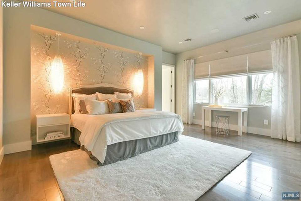 144 Miles Street Alpine New Jersey Bedroom