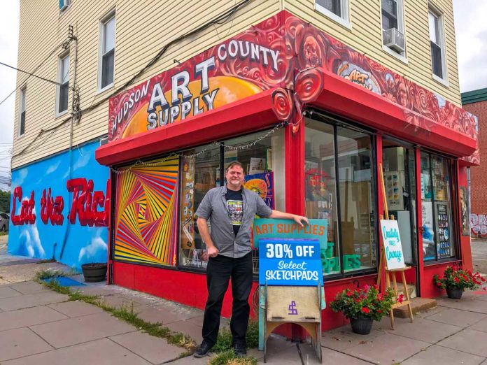Hudson County Art Supply Paints Its Last Stand Hudson County Art Supply Moving The Heights Jersey City 2