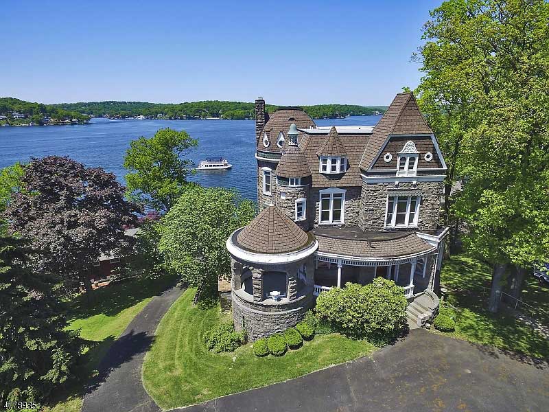 13 Edgemere Avenue Lake Hopatcong 1