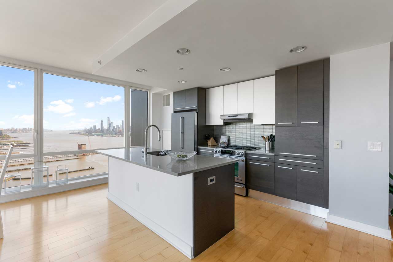 2 2nd Street Unit 3501 For Sale Crystal Point Jersey City 2