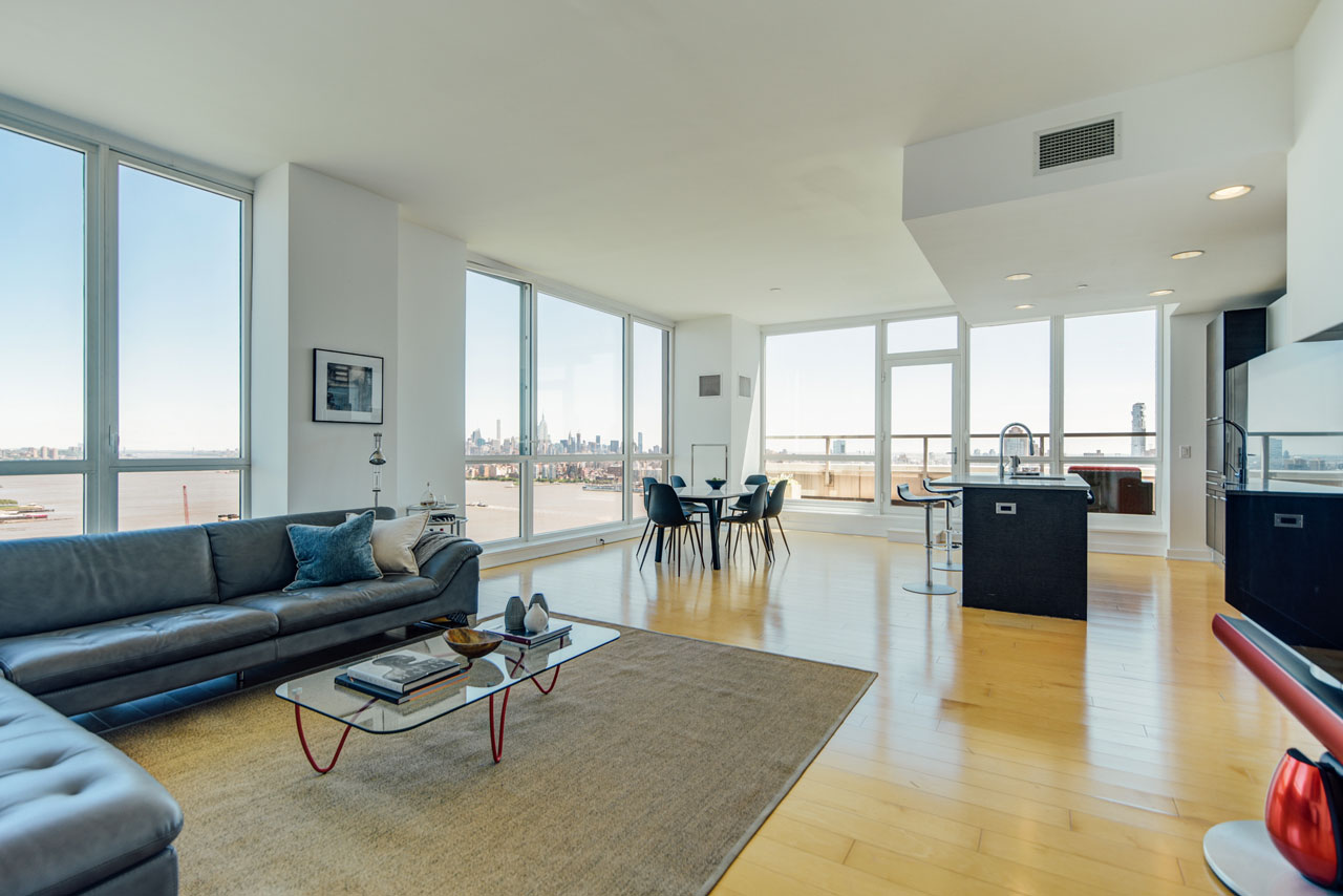 Penthouse 4002 For Sale Crystal Point Jersey City 1