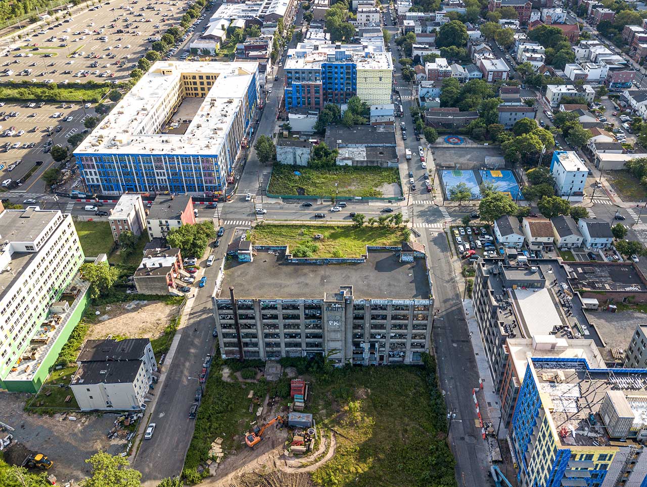 125 Monitor Lafayette Jersey City Drone