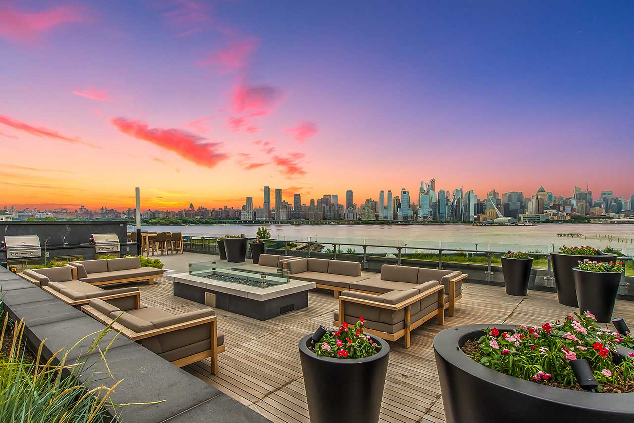 Nine On The Hudson Condos Selling Among Covid