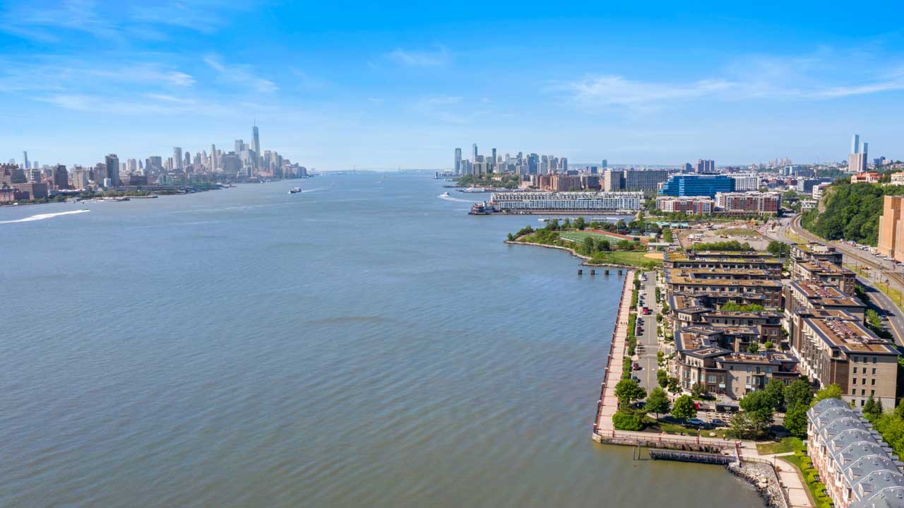 150 Henley Place Condo Unit 206 For Sale Weehawken 1