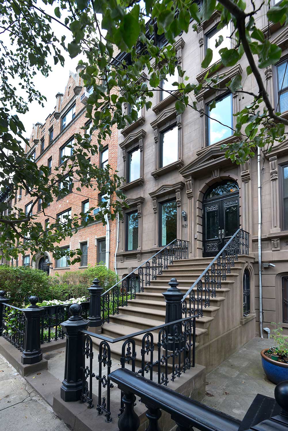 926 Hudson Street Brownstone For Sale Hoboken 2