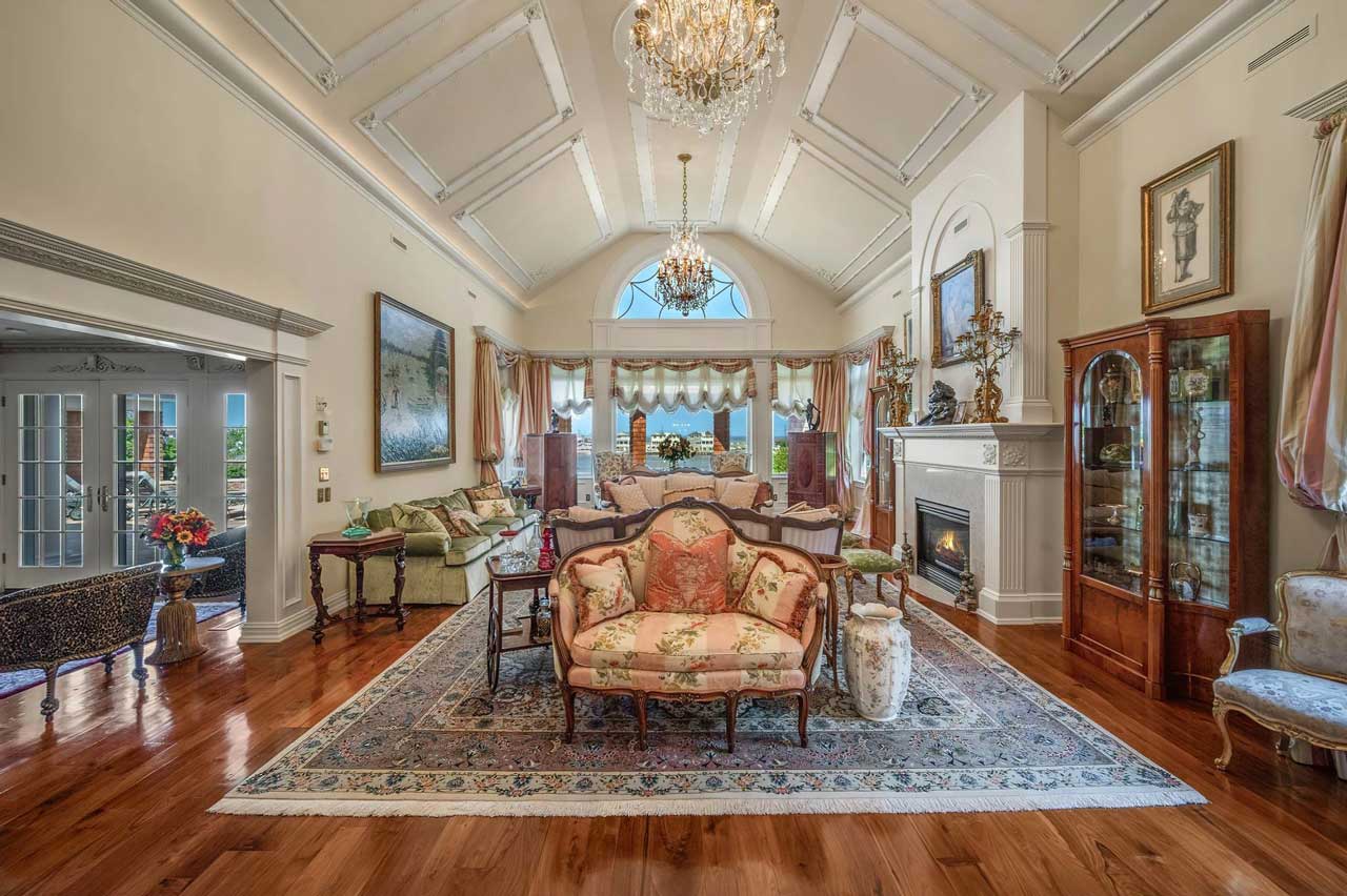 31 Ward Avenue Mansion Up For Auction Rumson Nj Living Room