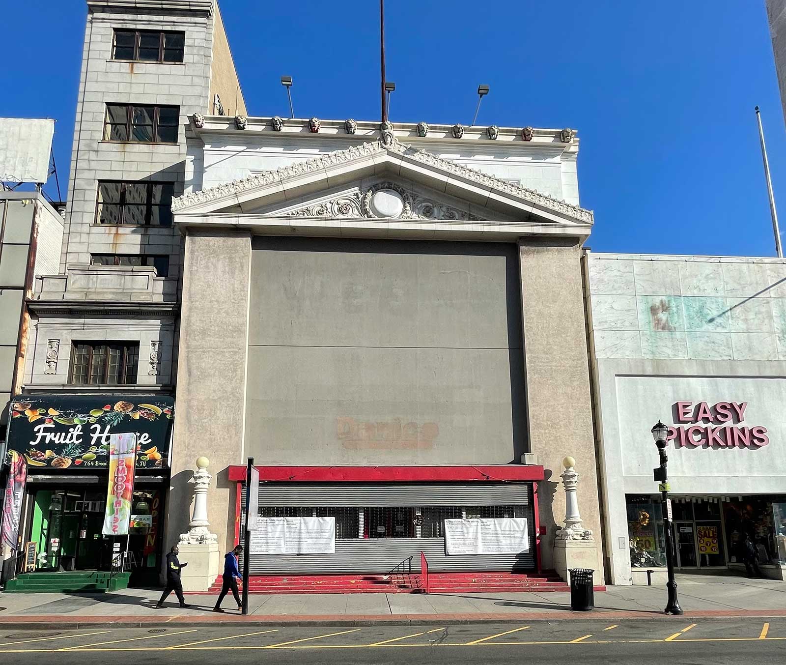 Howard Savings Building Newark