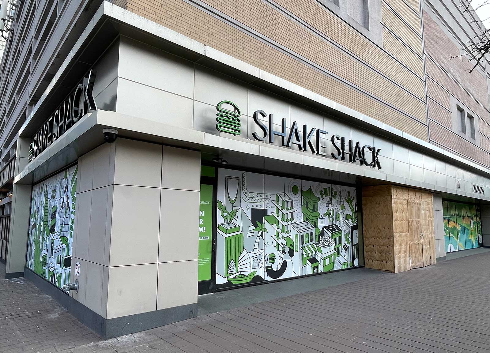 Shake Shack Opens Second Location in Jersey City - Hoboken Girl