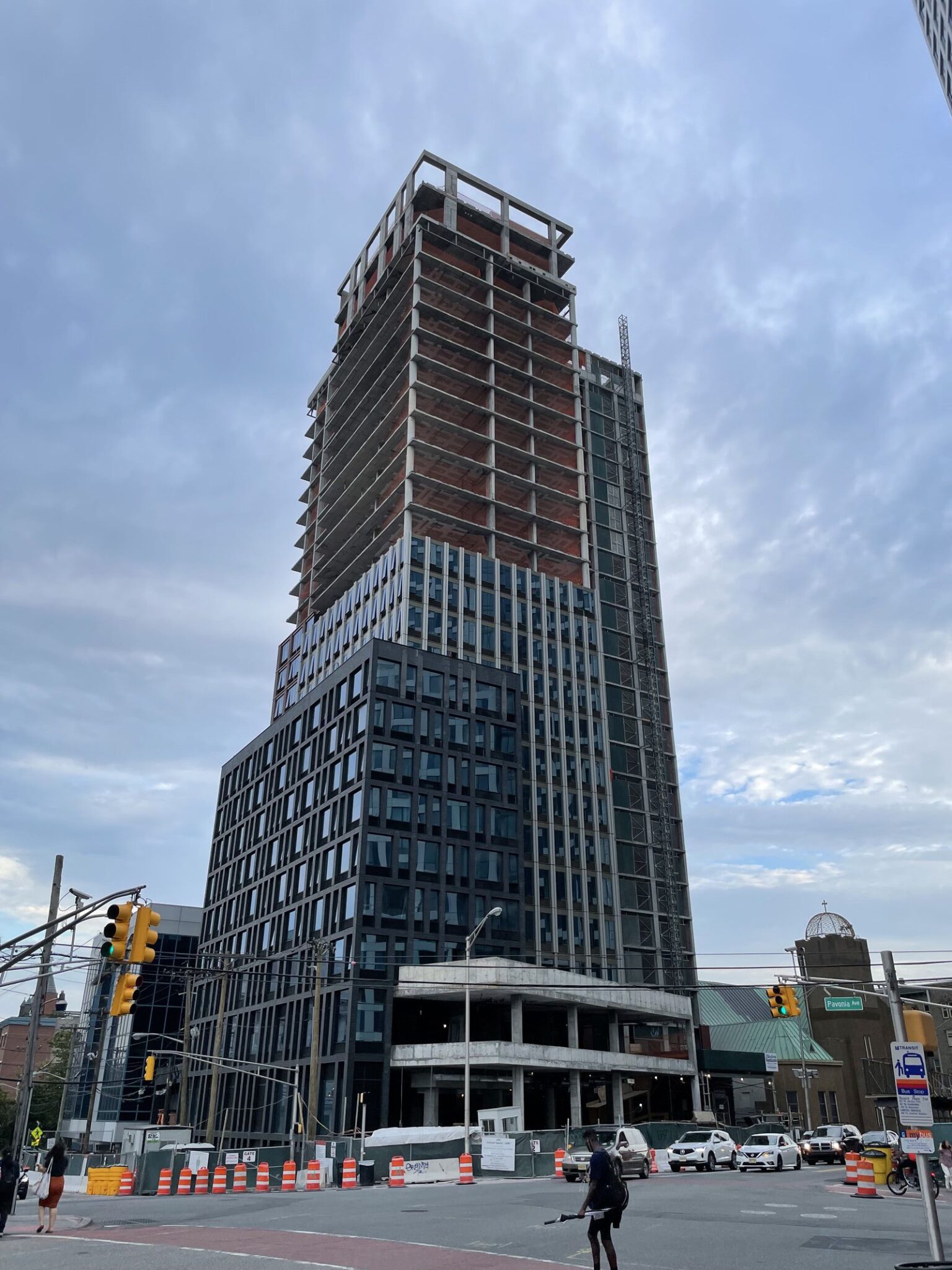 Journal Square Urby tops out at 25 stories - NJBIZ