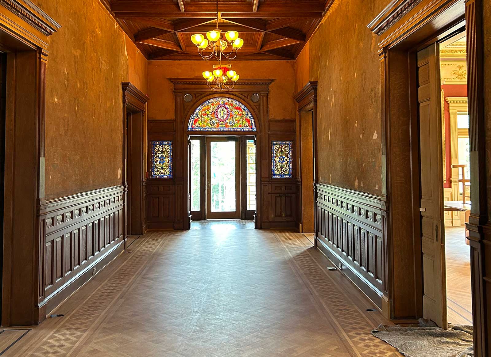 Krueger Scott Mansion Newark Lobby