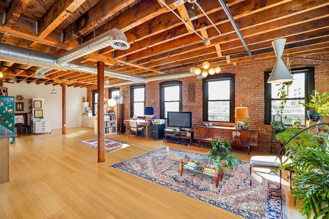 Captivating Soho-Style Loft at the Button Factory Listed in the ...