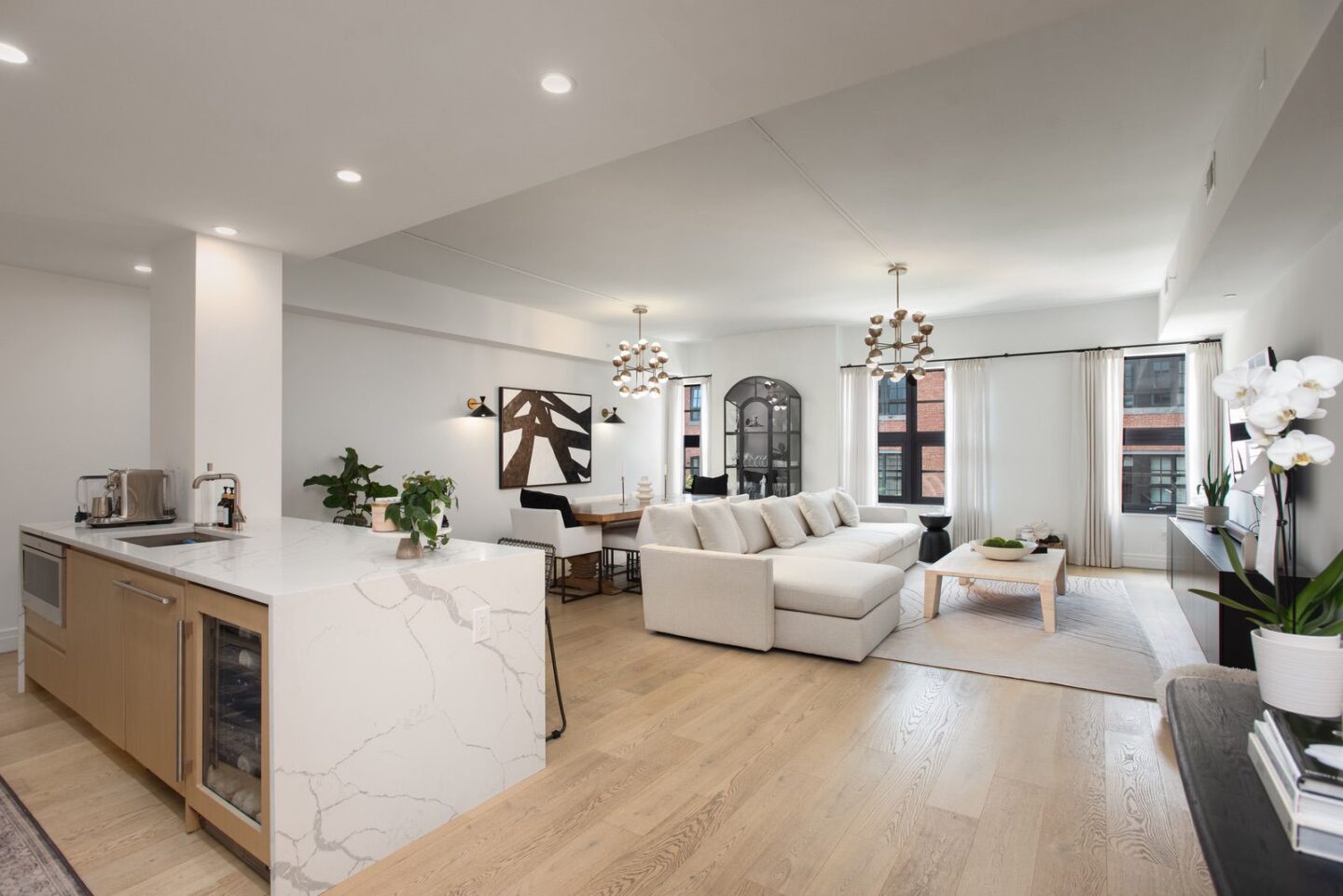 Stylish Wonder Lofts Home with Rooftop Terrace Hits the Market in Hoboken