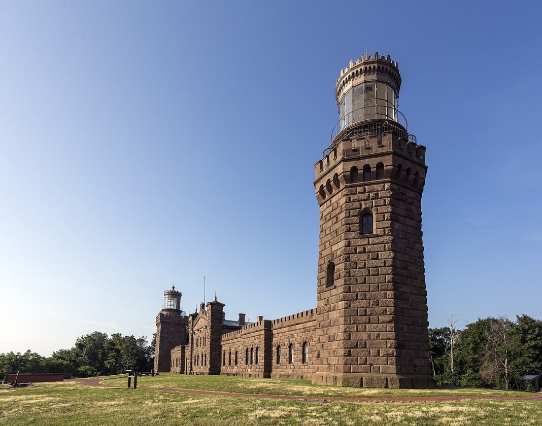 11 New Jersey Lighthouses: Your Ultimate Visitor's Guide | Jersey Digs