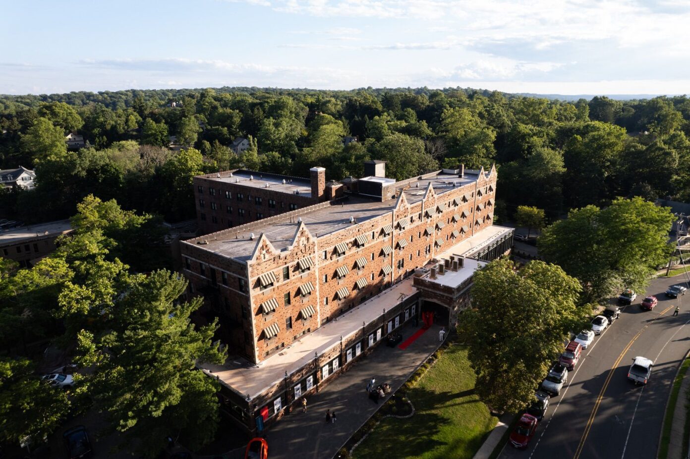 Landmark Hospitality Revives 1800s Grand Summit Hotel as The Albion ...