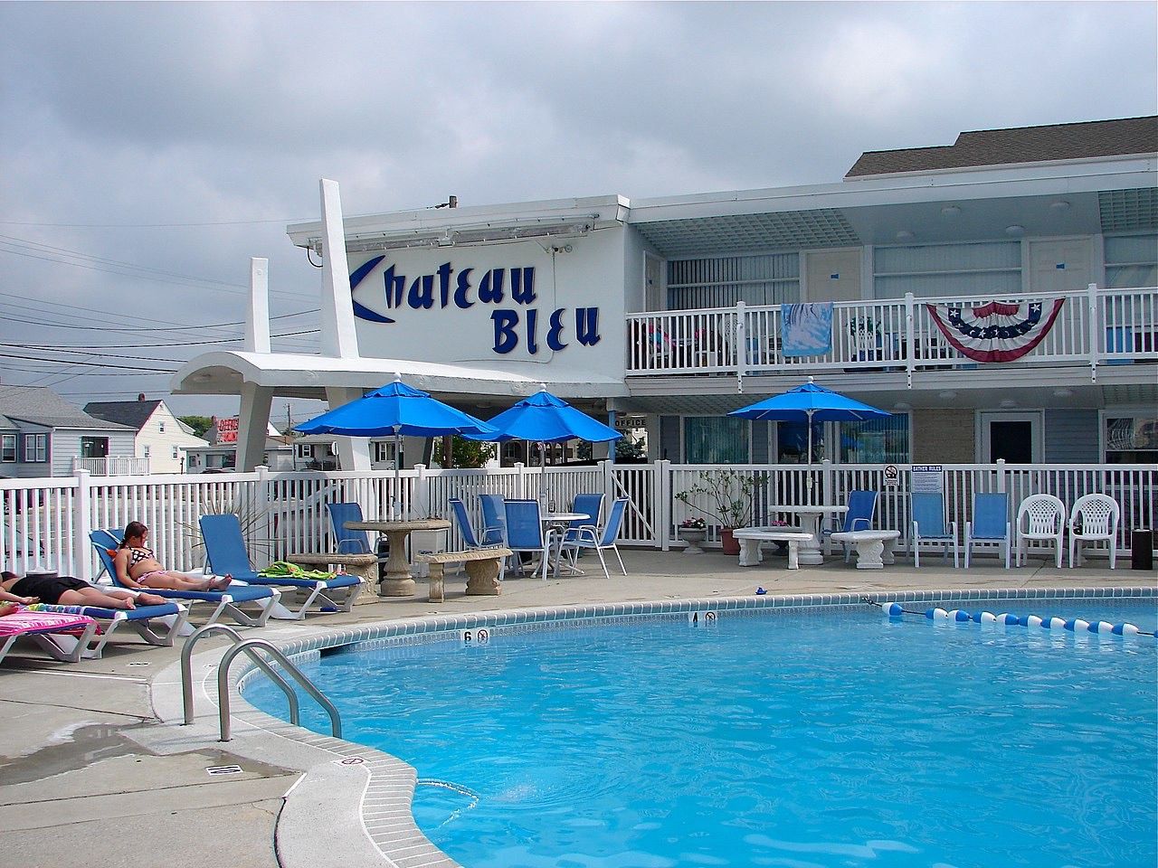 Chateau Bleu Motel Wildwood 1