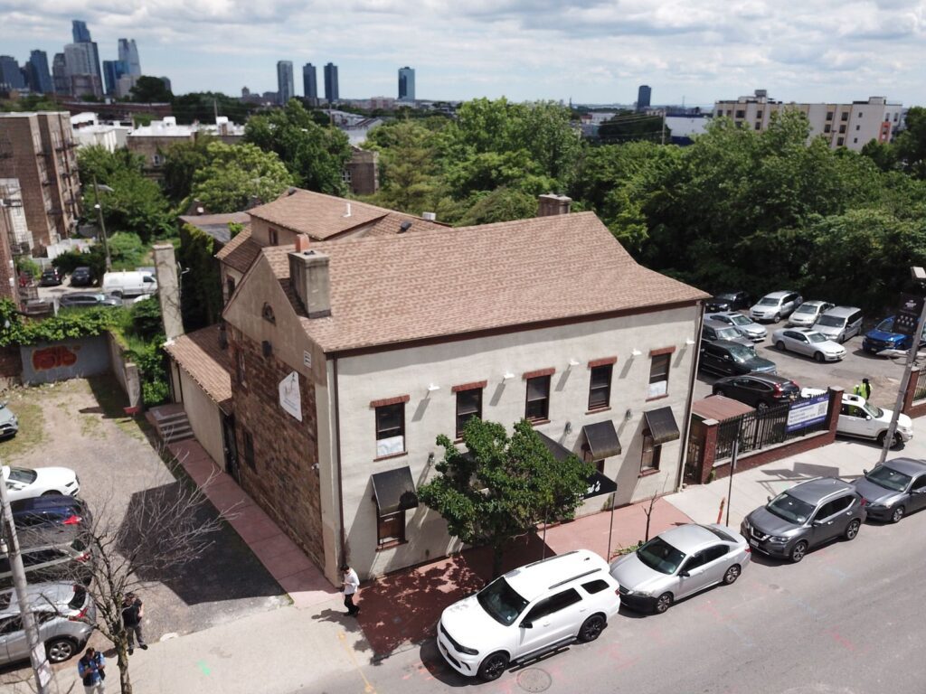Summit House Jersey City Auction 3