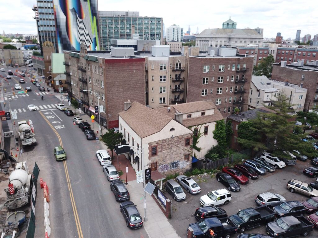 Summit House Jersey City Auction 8