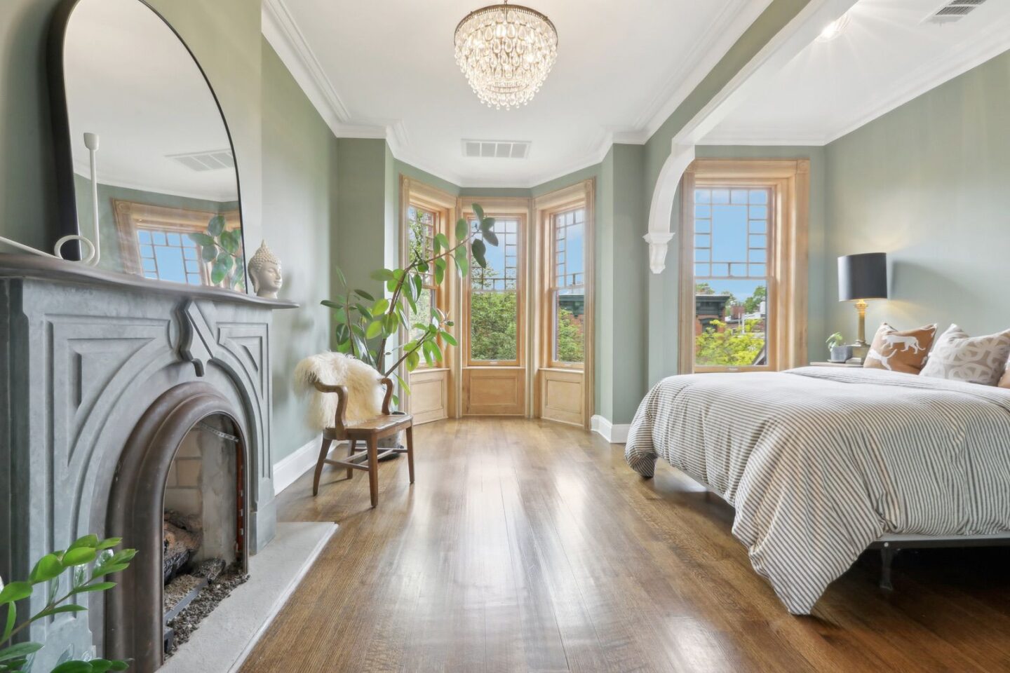 254 4th St Jersey City House For Sale 81