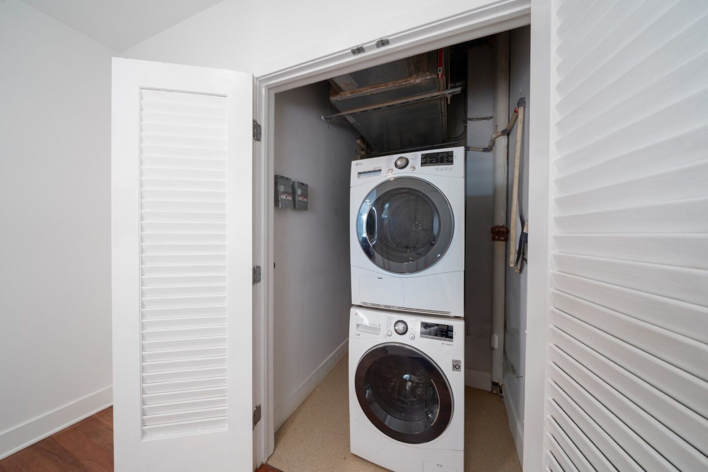 Gulls Cove Jersey City Condo For Sale Unit 1420 18