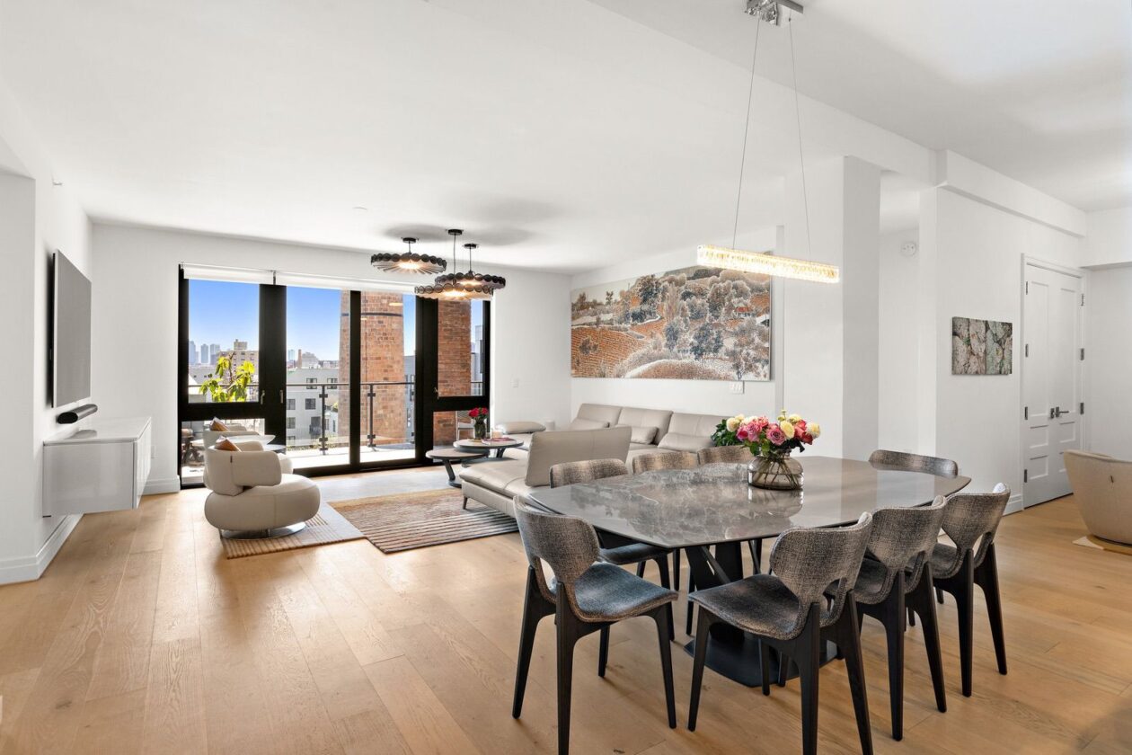 Beautiful view of Newly Constructed Loft Apartments Urban