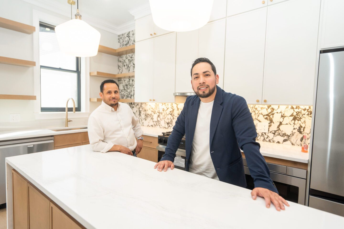 Fidel And Luis 77 Astor (1)