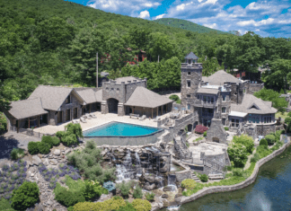 Derek Jeter House 1