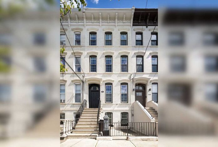 260 Suydam Avenue Featured