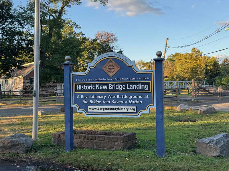 New Bridge Landing Sign