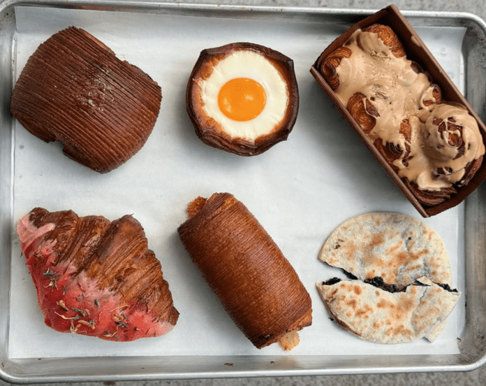 Panderya Salvajē Food