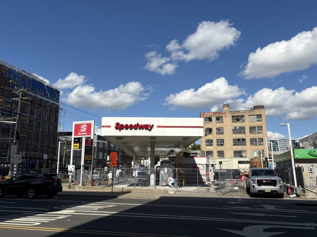 Hoboken 7 11 Willow Avenue