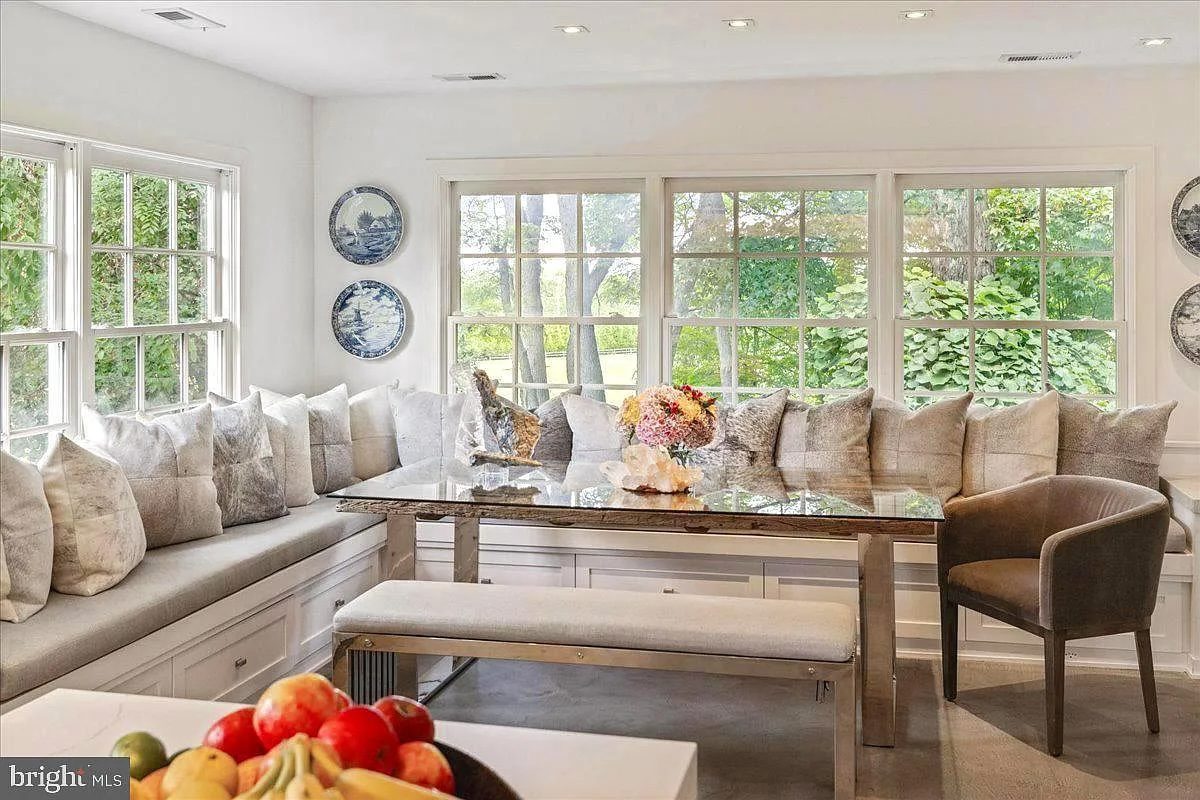 Yolanda Hadid New Hope Property 3