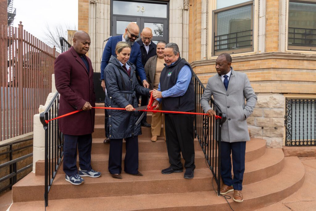 El Barrio Wellness Newark Ribbon Cutting