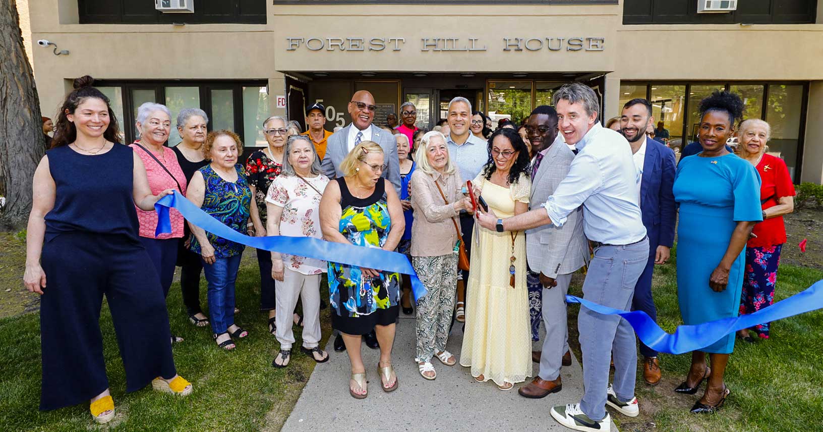 Forest Hill House Ribbon Cutting